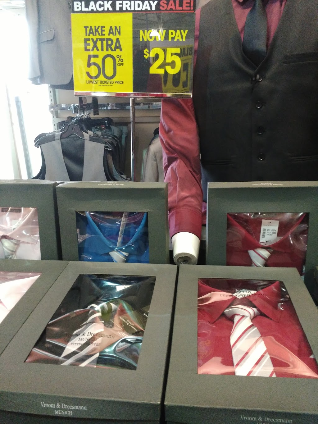 International Clothiers | 1920 Eglinton Ave E Unit #1BA, Scarborough, ON M1L 2L9, Canada | Phone: (416) 640-2037