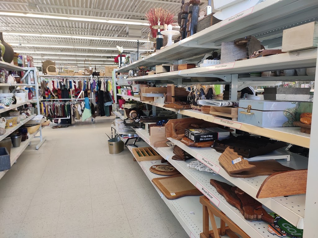 Value Village | 6711 Tecumseh Rd E, Windsor, ON N8T 3K7, Canada | Phone: (519) 944-1372