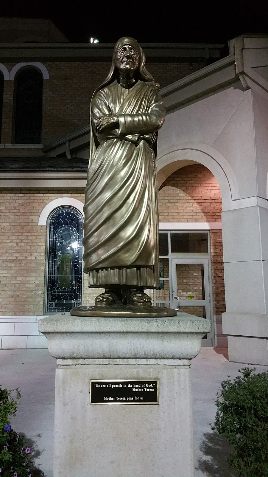 Saint Clare of Assisi | 150 St Francis Ave, Woodbridge, ON L4H 2A2, Canada | Phone: (905) 653-8000