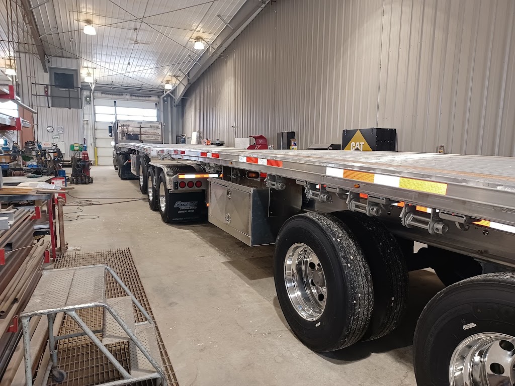New Hope Transport Ltd | 170 Agri Park Rd, Oak Bluff, MB R4G 0A5, Canada | Phone: (204) 897-1083