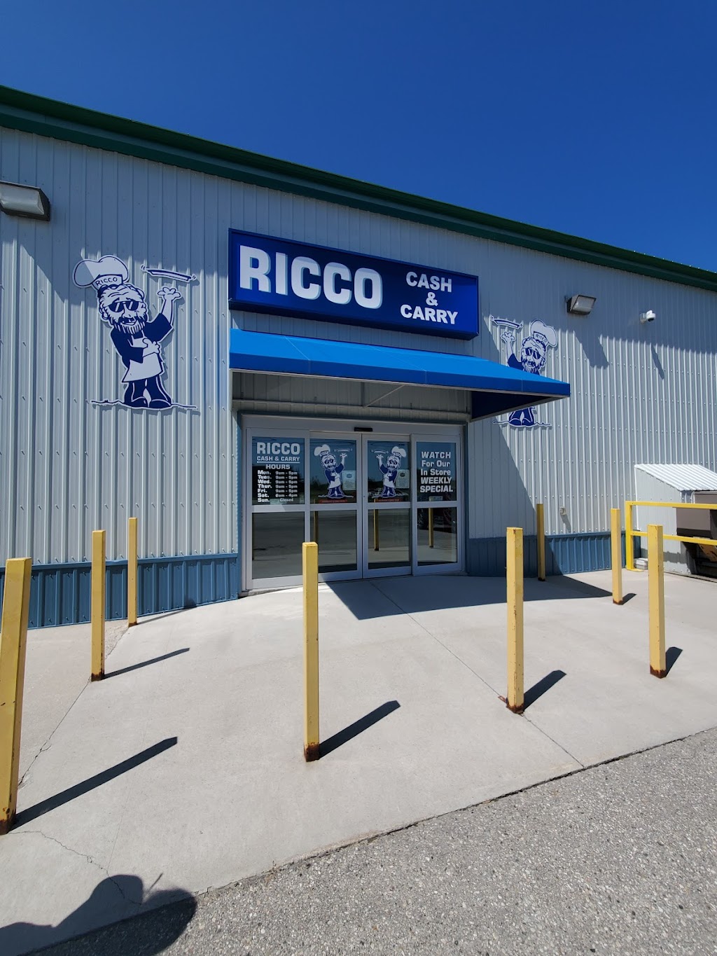 Ricco foods cash and carry | store | 670 Wright St, Strathroy, ON N7G 3H8, Canada | 5192461260 OR +1 519-246-1260