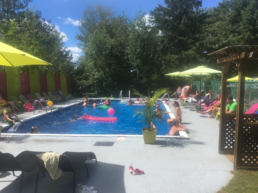 Camping Saint-Boniface | 1850 Boulevard Trudel E, Saint-Boniface, QC G0X 2L0, Canada | Phone: (819) 535-7047