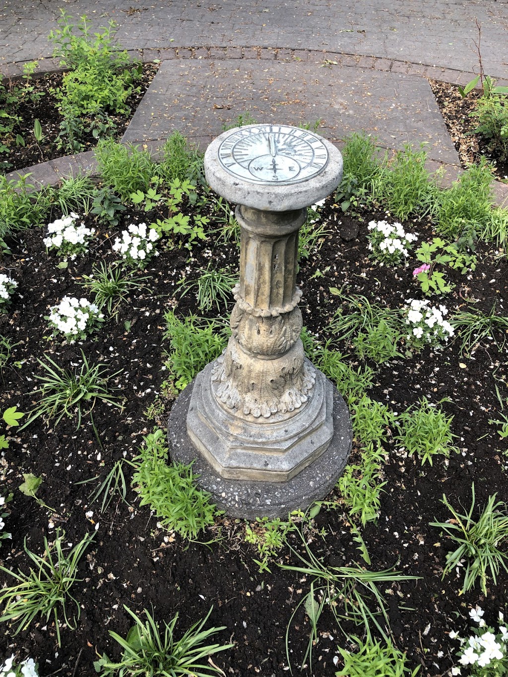 Gerry Shaw Garden | 3202 Elbow Dr SW, Calgary, AB T2S 2J4, Canada