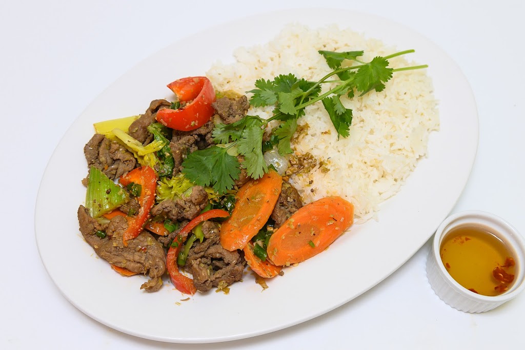 PHO KINGDOM | 720 16 Ave NW, Calgary, AB T2M 0J8, Canada | Phone: (403) 475-0699