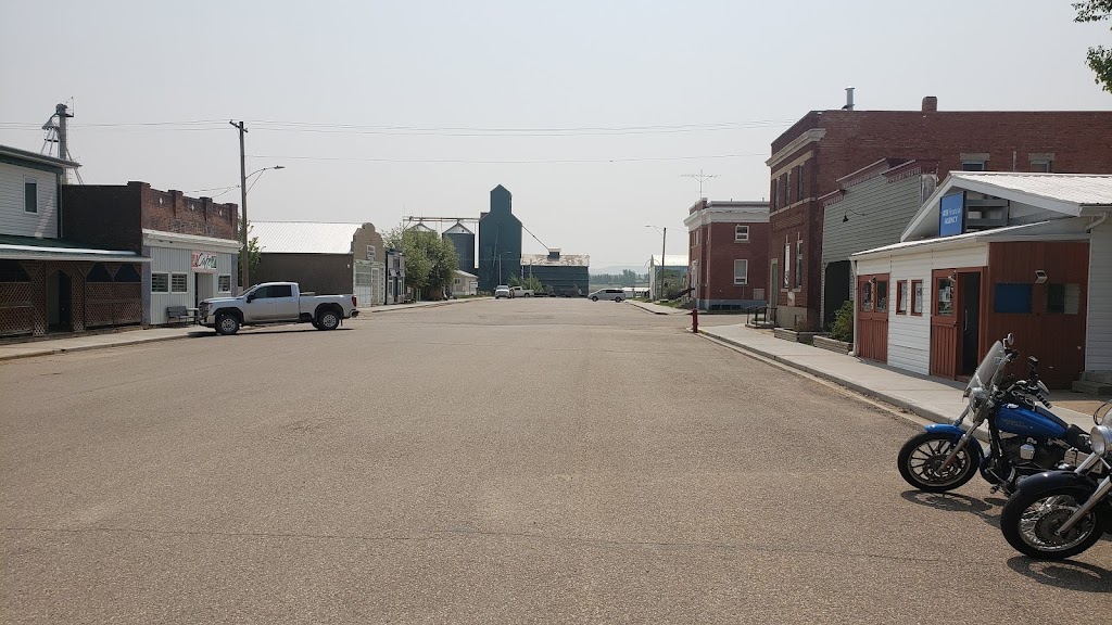 Highland Market | 114 Main St, Delia, AB T0J 0W0, Canada | Phone: (403) 364-3330