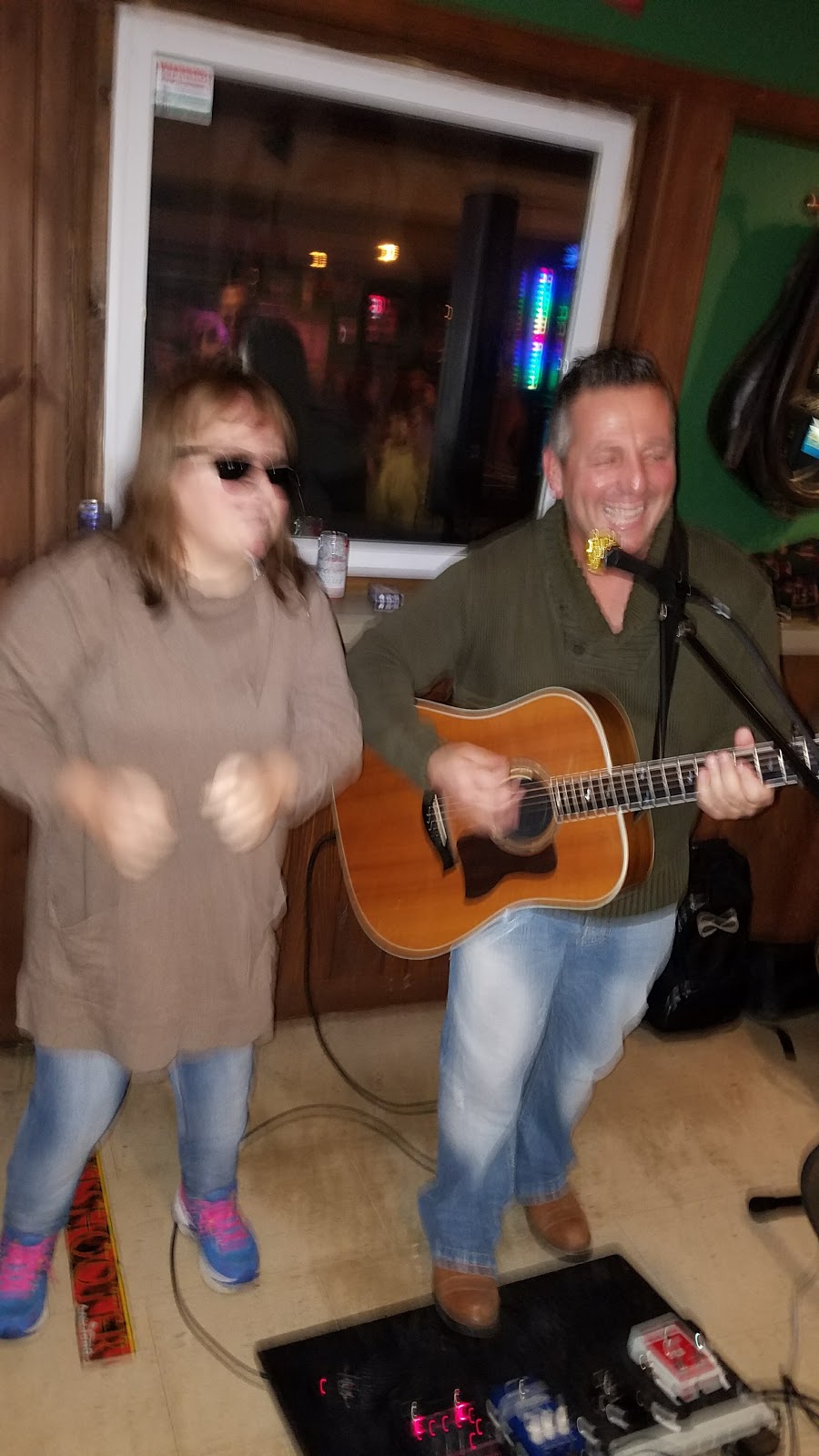 Ennis West End Tavern | 392 Ohio St, Lockport, NY 14094, USA | Phone: (716) 478-6317