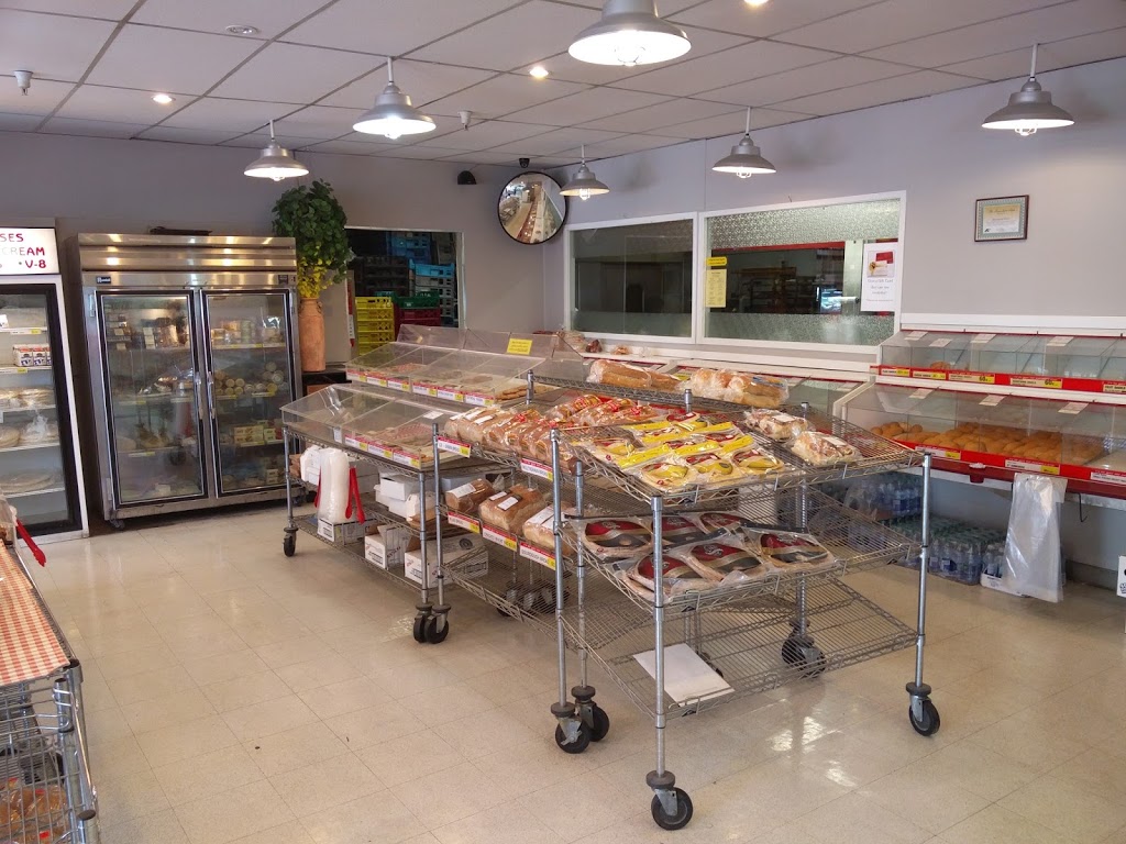 Buns Master Bakery & Delicatessen | 5960 No 6 Rd, Richmond, BC V6V 1Z1, Canada | Phone: (604) 278-8231