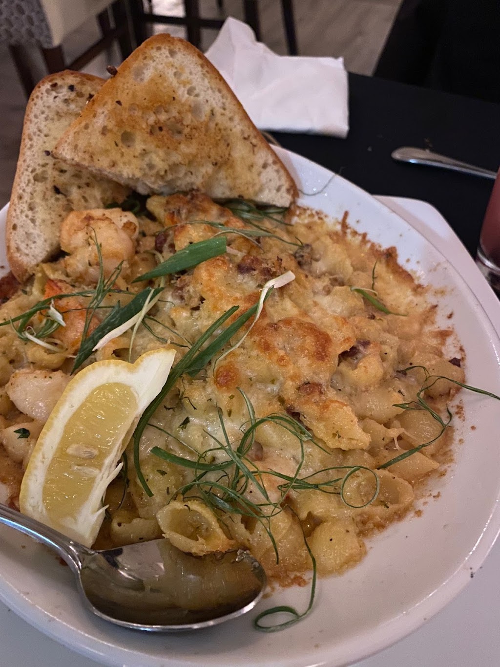 The View Oceanside Grill | 70 Church St, Nanaimo, BC V9R 5H4, Canada | Phone: (778) 441-4229