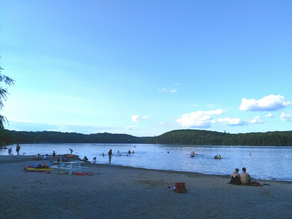 Parent Beach | 300 Chemin du Lac-Philippe, Sainte-Cécile-de-Masham, QC J0X 2W0, Canada