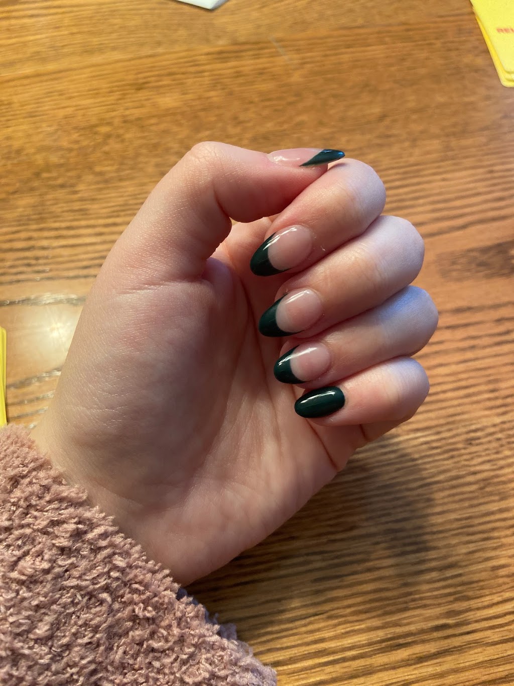 TwentyOne Nails & Spa | 474 St James St #1, London, ON N5Y 3P1, Canada | Phone: (519) 601-1688