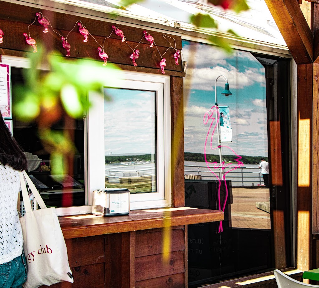 Frangine cantine | 1200 Rue du Fleuve, Trois-Rivières, QC G9A 6K4, Canada | Phone: (819) 840-4946