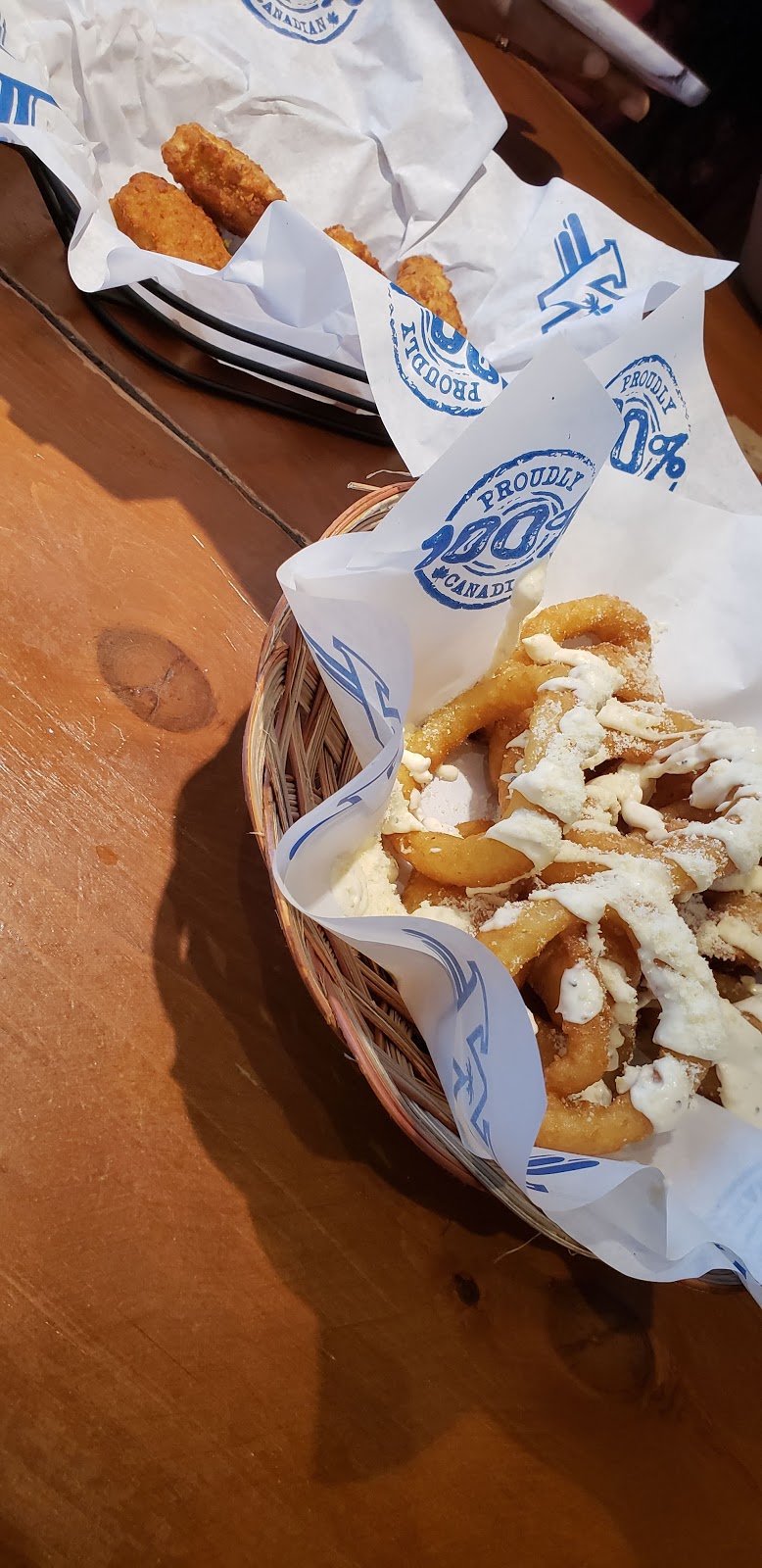 Wild Wing | 501 Towerhill Rd, Peterborough, ON K9H 7S3, Canada | Phone: (705) 745-9464
