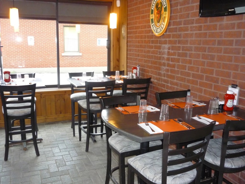 Resto lExpress | 788 Avenue du Palais, Saint-Joseph-de-Beauce, QC G0S 2V0, Canada | Phone: (418) 397-4058