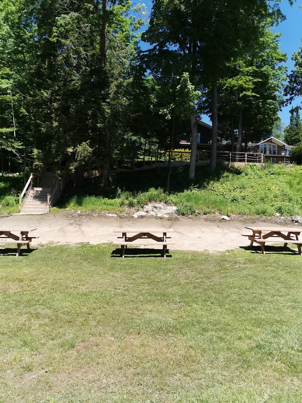 Lakeshore Marina & Chalets | 323 Healey Lake Rd, MacTier, ON P0C 1H0, Canada | Phone: (705) 375-5289
