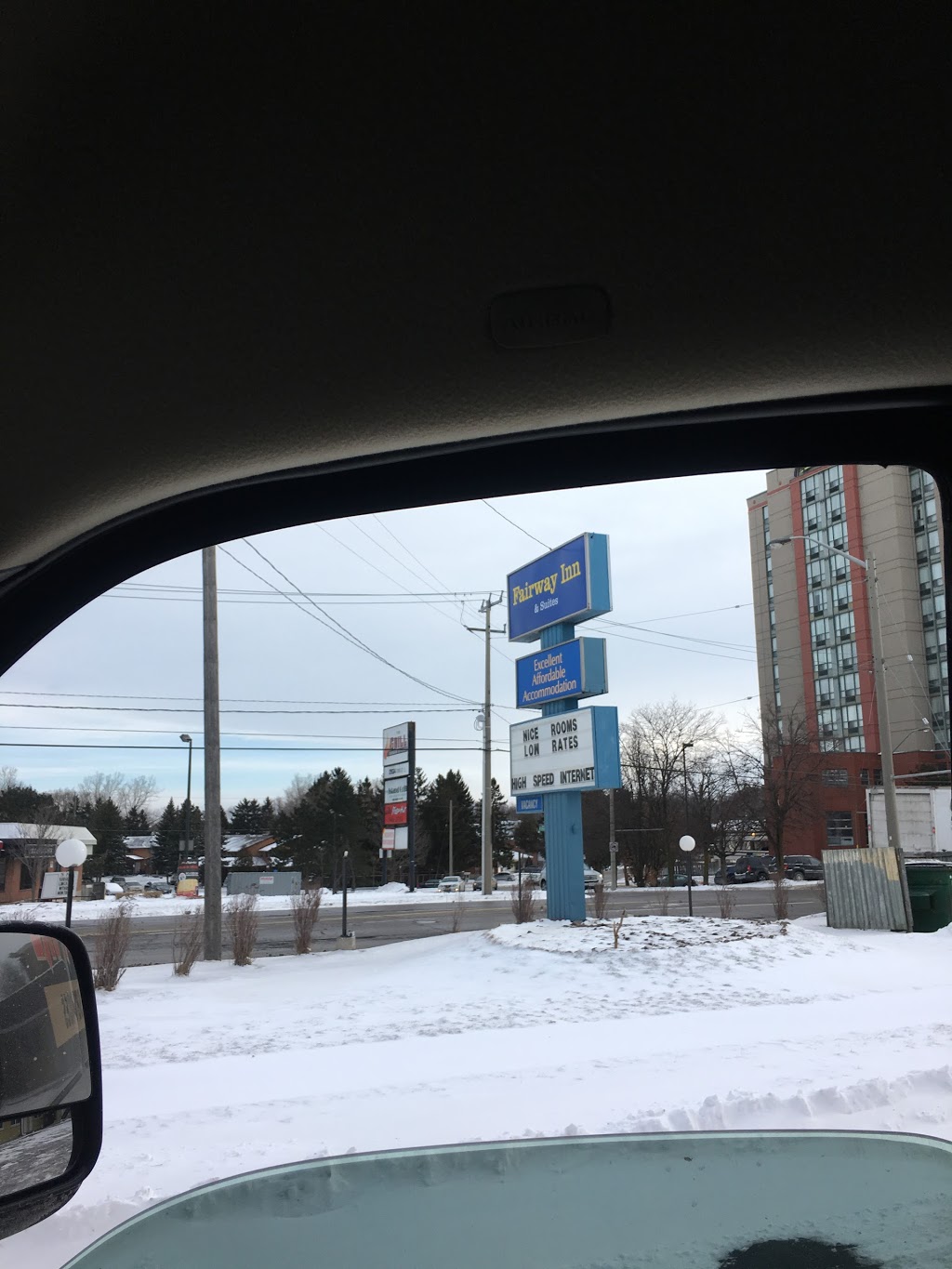 Fairway Inn & Suites | 2933 King St E, Kitchener, ON N2A 1A8, Canada | Phone: (519) 893-7011