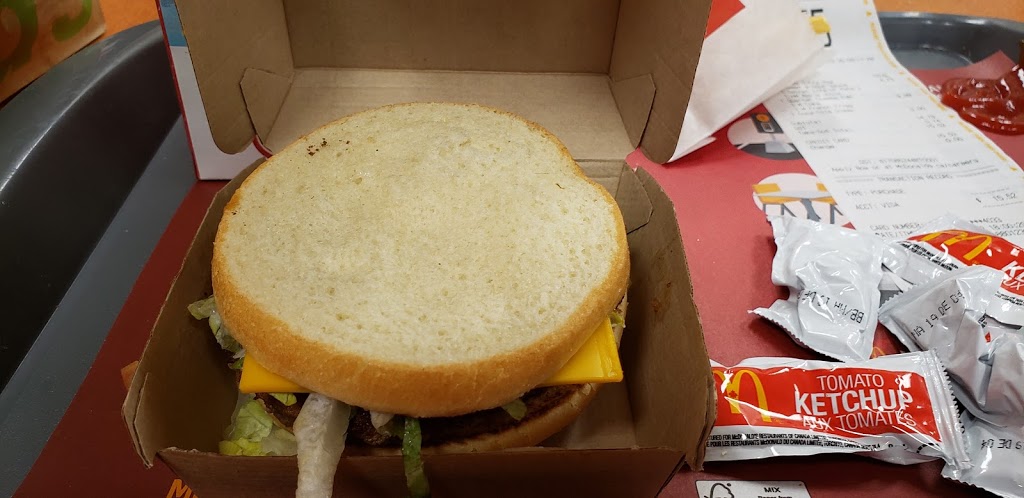 McDonalds | 2881 Main St S, Airdrie, AB T4B 3G5, Canada | Phone: (403) 948-1525