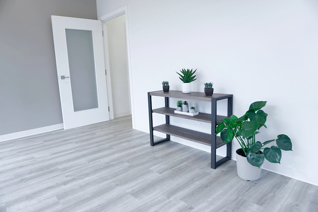 Natural Sole Wellness Centre | 1677 Carling Ave Unit B, Ottawa, ON K2A 1C4, Canada | Phone: (613) 761-6060