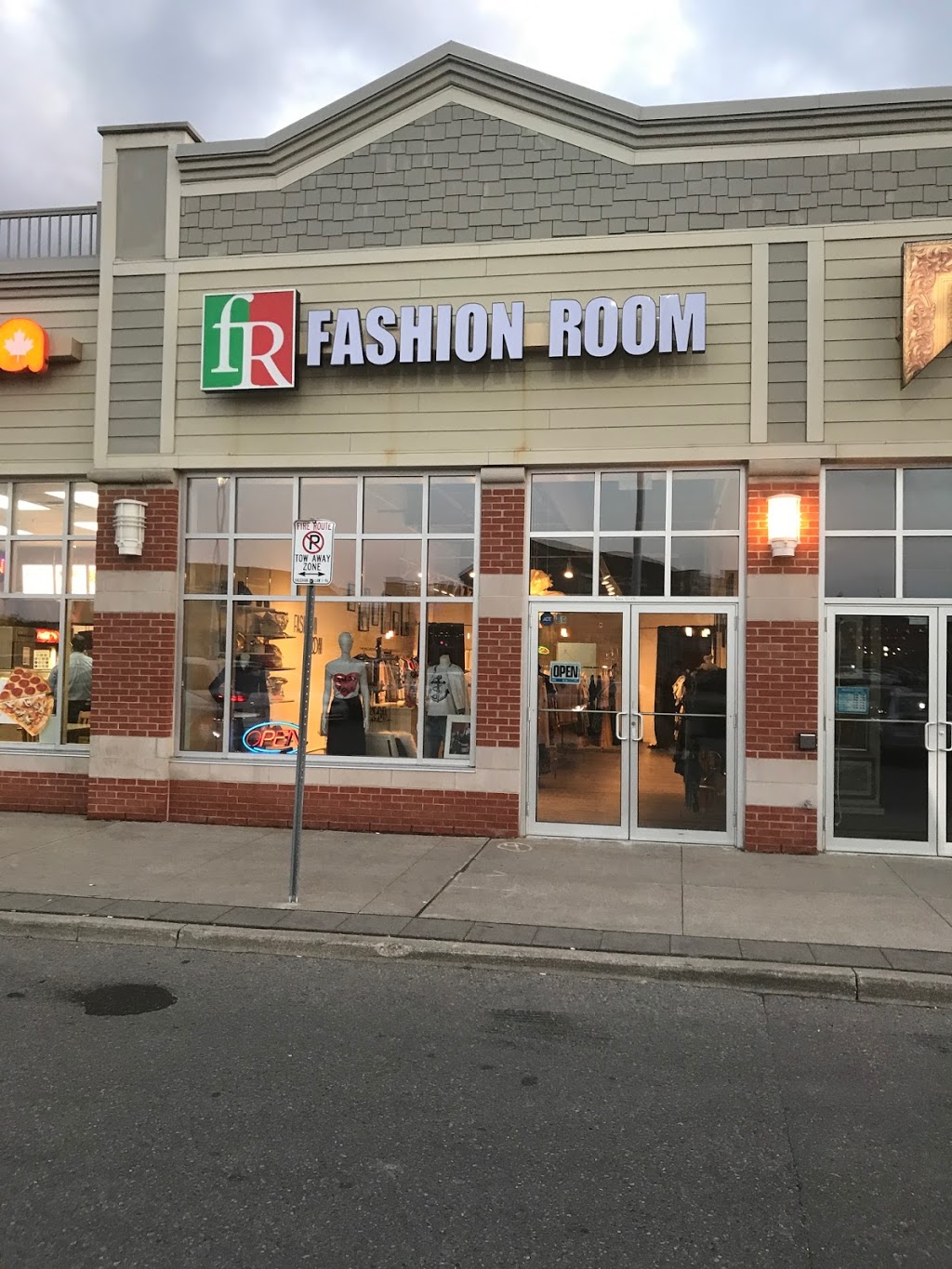Fashion Room | 1430 Major MacKenzie Dr. West, unit G4B, Maple, ON L6A 4H6, Canada | Phone: (647) 624-7837