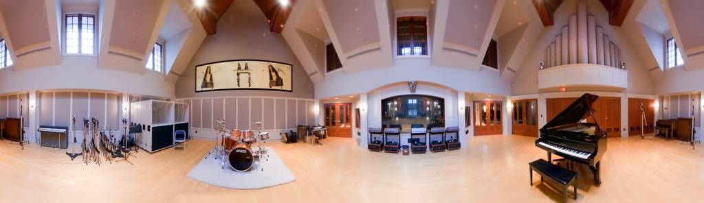 ARMOURY STUDIOS | 1688 W 1st Ave #202, Vancouver, BC V6J 1G1, Canada | Phone: (604) 737-1687