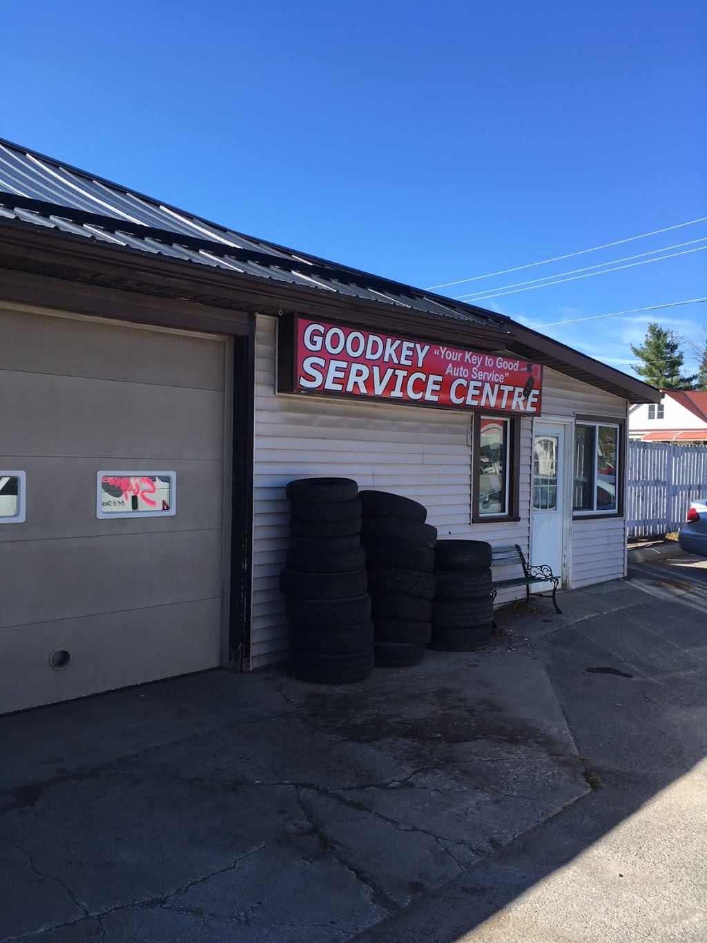 Lekker Signs & Graphics | 400 W Front St Building 7, Stirling, ON K0K 3E0, Canada | Phone: (613) 395-4894