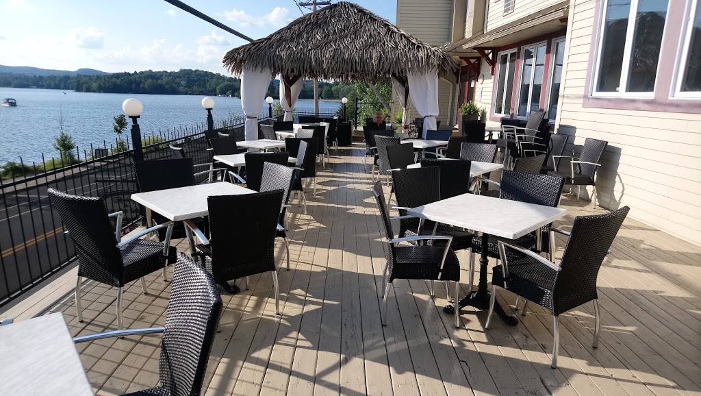 Auberge du Lac des Sables | 230 Rue Saint Venant, Sainte-Agathe-des-Monts, QC J8C 2Z7, Canada | Phone: (819) 326-3994