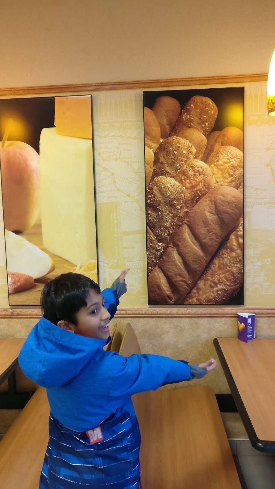 Subway | 9830 Markham Rd Unit #4, Markham, ON L6E 0H7, Canada | Phone: (905) 294-0094