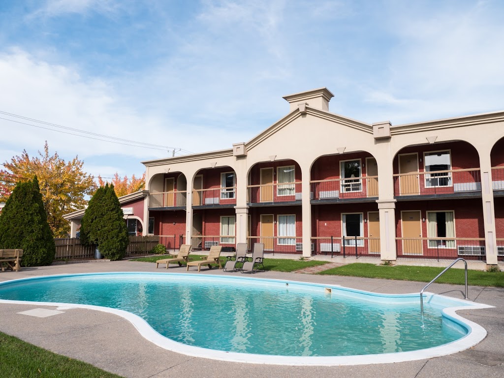Motel Le Classique | 310 Rue de la Visitation, Saint-Charles-Borromée, QC J6E 4N7, Canada | Phone: (450) 756-0588