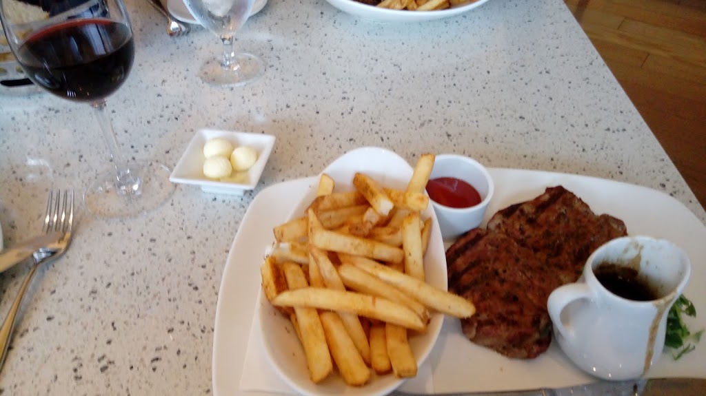 Bistro Boréal | 100 Rue Laurier, Gatineau, QC K1A 0M8, Canada | Phone: (819) 776-7009