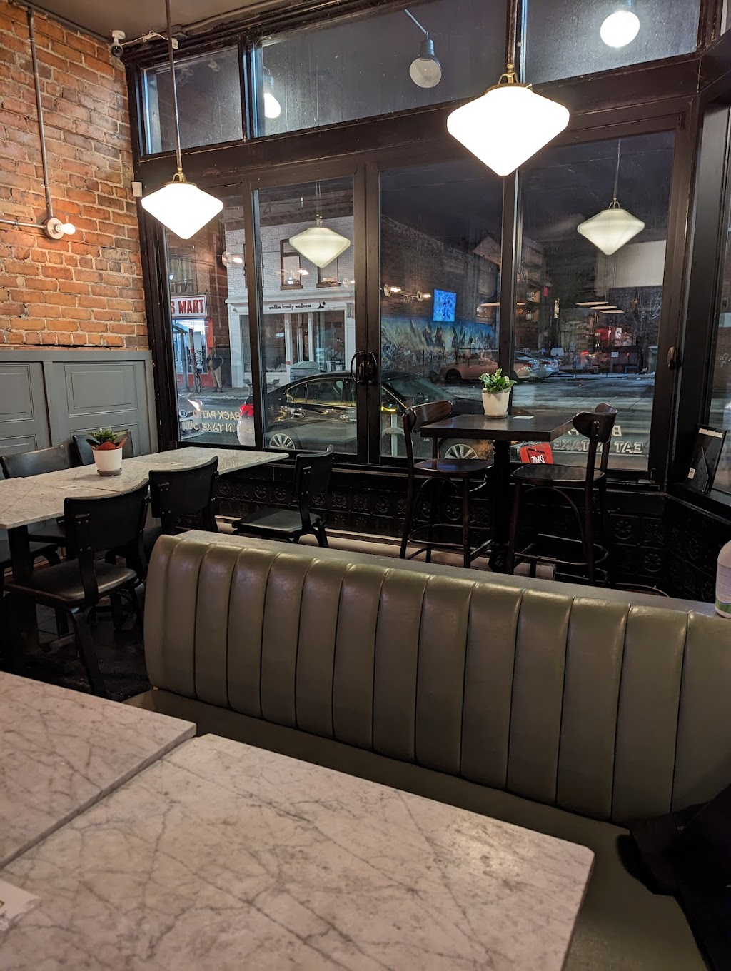 Anglr | 1054 1/2, Gerrard St E, Toronto, ON M4M 1Z8, Canada | Phone: (416) 466-6677