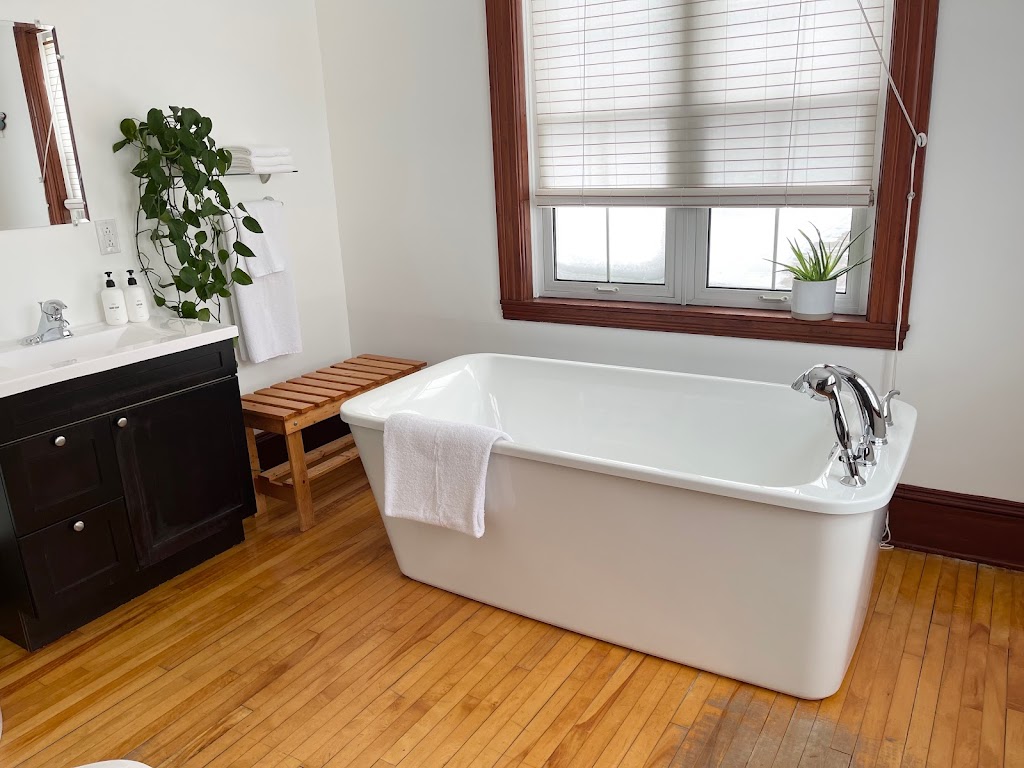 The Archie & Isidore Hotel | 10 Fiset, Chéticamp, NS B0E 1H0, Canada | Phone: (902) 224-2700