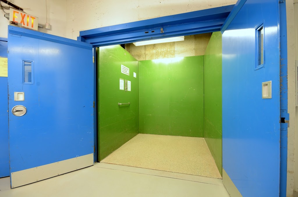 Abacus Self Storage | 25 Colston Ct, Richmond Hill, ON L4C 9Z3, Canada | Phone: (905) 763-8600