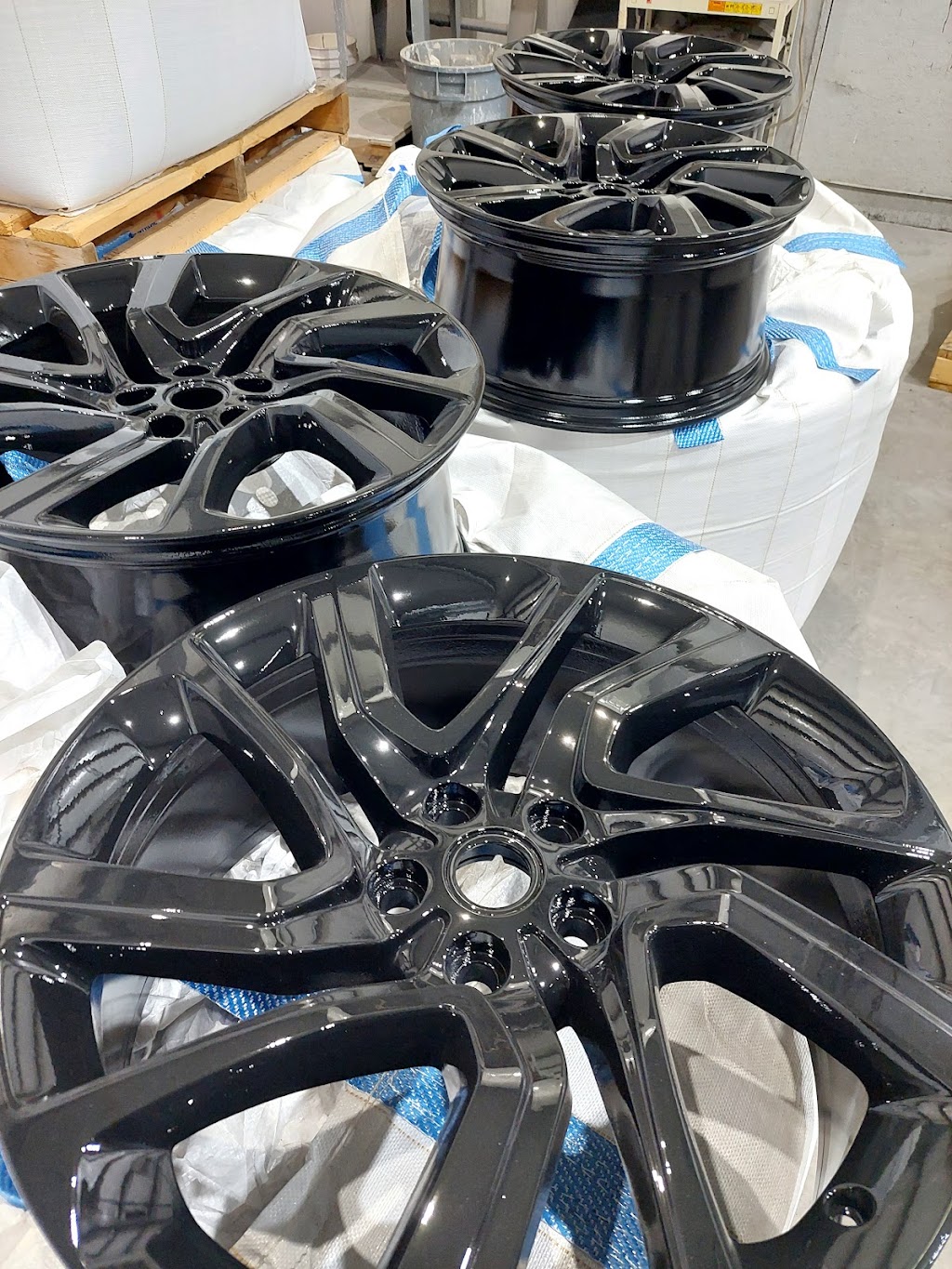 DMJ COATINGS LTD | 4401 8 Ave N, Lethbridge, AB T1H 1C1, Canada | Phone: (403) 360-4066