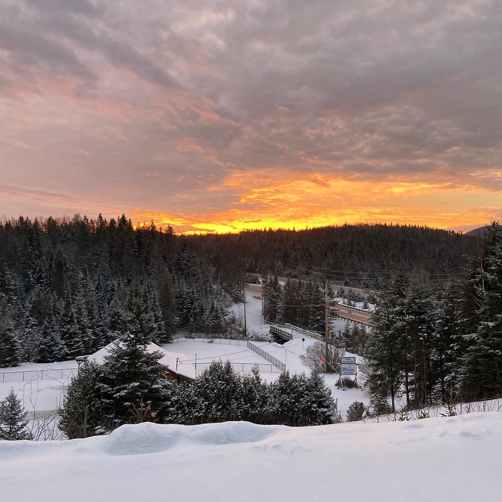 Heli-Tremblant | 72 QC-117, Mont-Tremblant, QC J8E 2X1, Canada | Phone: (819) 425-5662