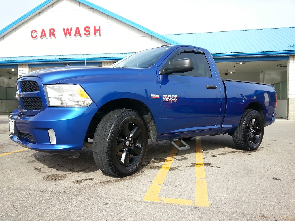 Greyhound Canada | 1139 Industrial Rd, Cambridge, ON N3H 4W3, Canada | Phone: (519) 653-2732