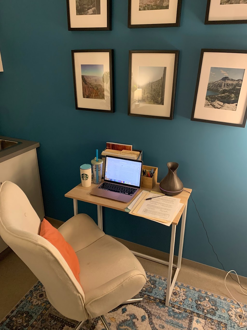 Stonewall Counselling Center | 405 3 Ave S, Stonewall, MB R0C 2Z0, Canada | Phone: (204) 404-0063