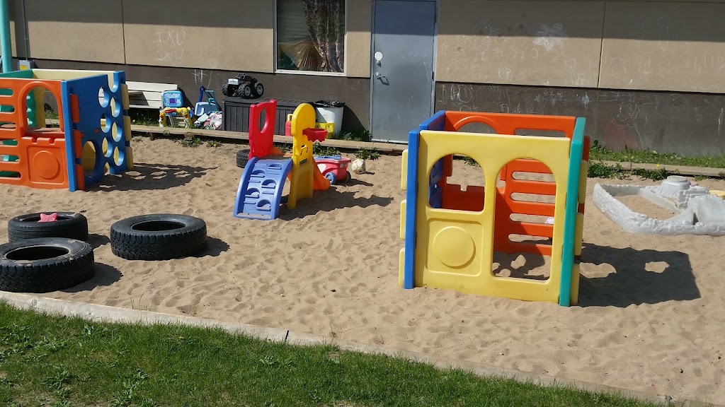 POLK -A-DOT Daycare and OSC | 220 Century Rd, Spruce Grove, AB T7X 3X7, Canada | Phone: (780) 962-8193