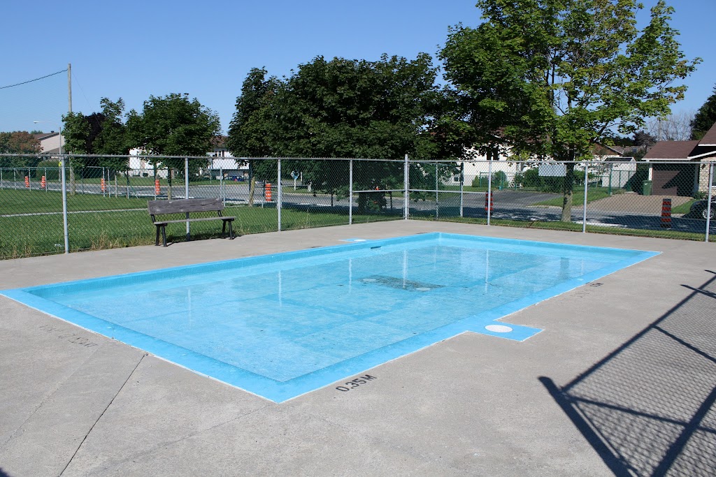 St-Hyacinthe Piscines | 1225 Rue Cayouette, Saint-Hyacinthe, QC J2T 4Y7, Canada | Phone: (450) 778-8335