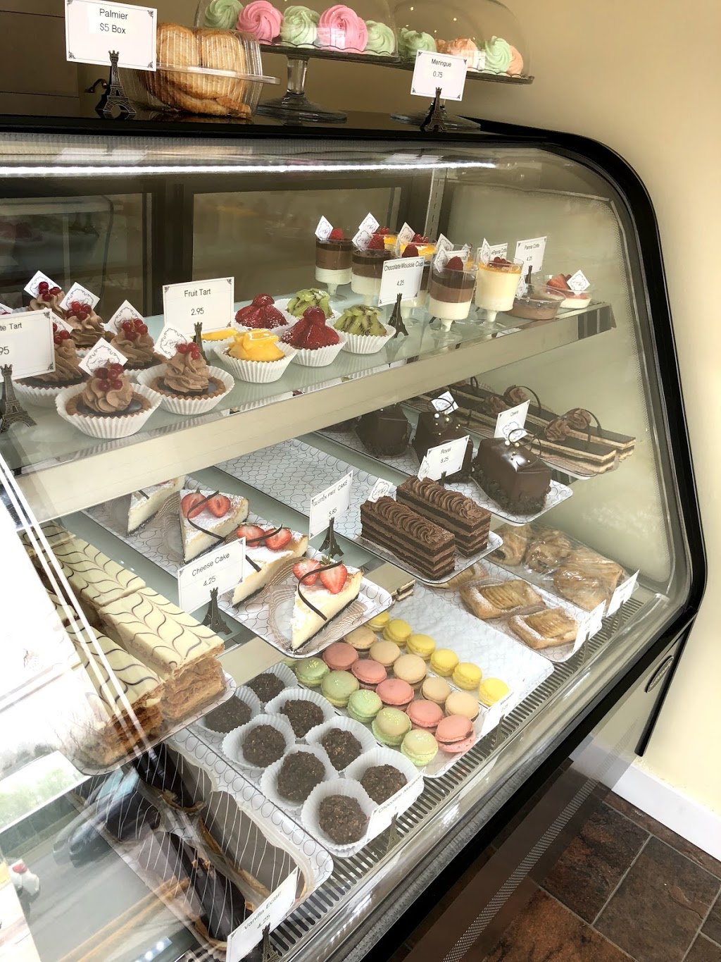 Lapres MIDI Pastry & Bakery | 920 Northmount Dr NW #3, Calgary, AB T2L 0A9, Canada | Phone: (403) 455-3328