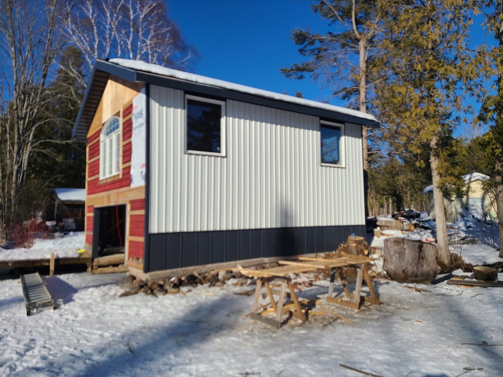 BLGR Contracting LTD steel roofing specialists | 2 Fire Rte 110, Bobcaygeon, ON K0M 1A0, Canada | Phone: (705) 761-8318