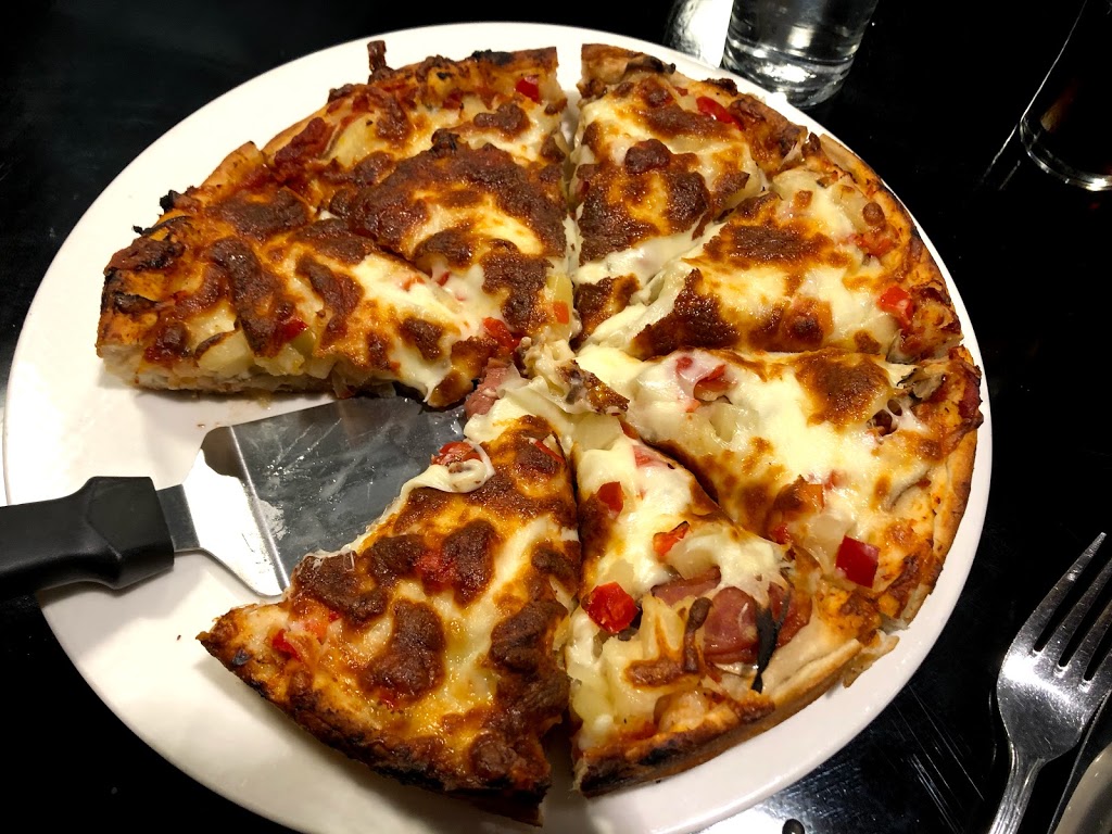 Houston Pizza West Kelowna | 115-3610 Carrington Rd, Westbank, BC V4T 3K7, Canada | Phone: (778) 754-7540