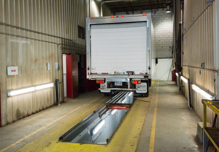 Empress Location de camions | 7700 Rue Saint-Patrick, LaSalle, QC H8N 1V1, Canada | Phone: (514) 483-4242