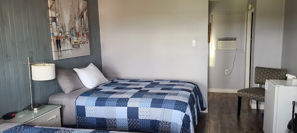Pines Motel & Cottages (The) | 19 Snowie Rd, Hunter River, PE C0A 1N0, Canada | Phone: (902) 963-2029