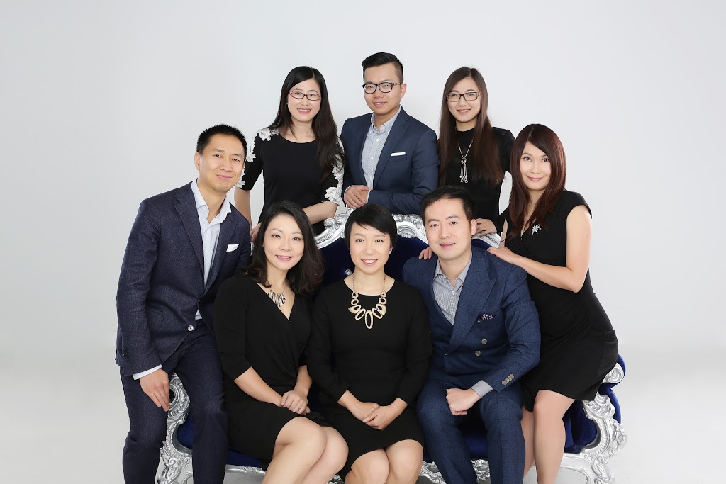 Elite3 and Team 奥克维尔专业地产团队 | 1660 North Service Rd E Unit 103, Oakville, ON L6H 7G3, Canada | Phone: (905) 270-3333