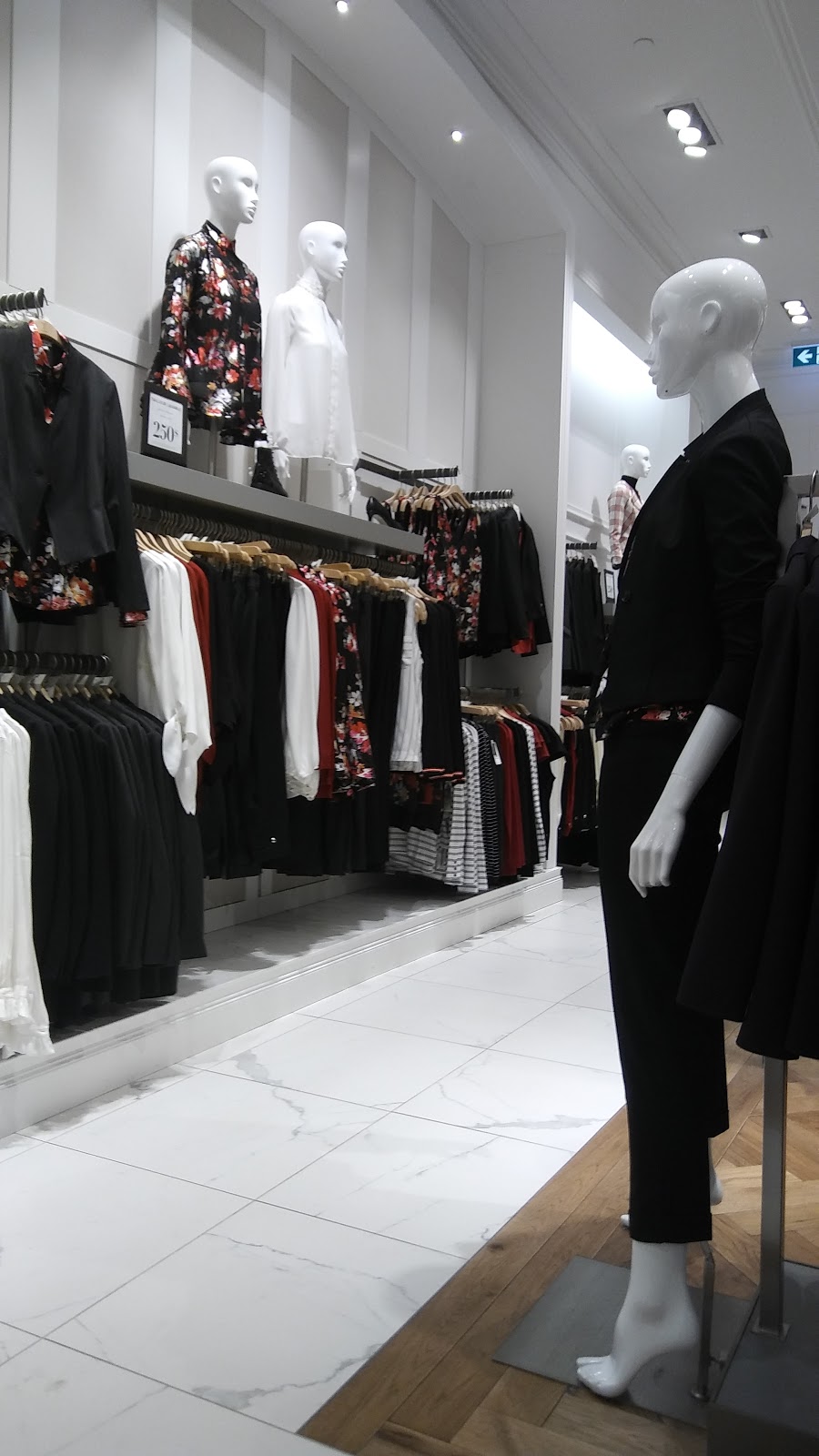 TRISTAN | 3035 Boul. le Carrefour, Laval, QC H7T 1C7, Canada | Phone: (450) 687-6382