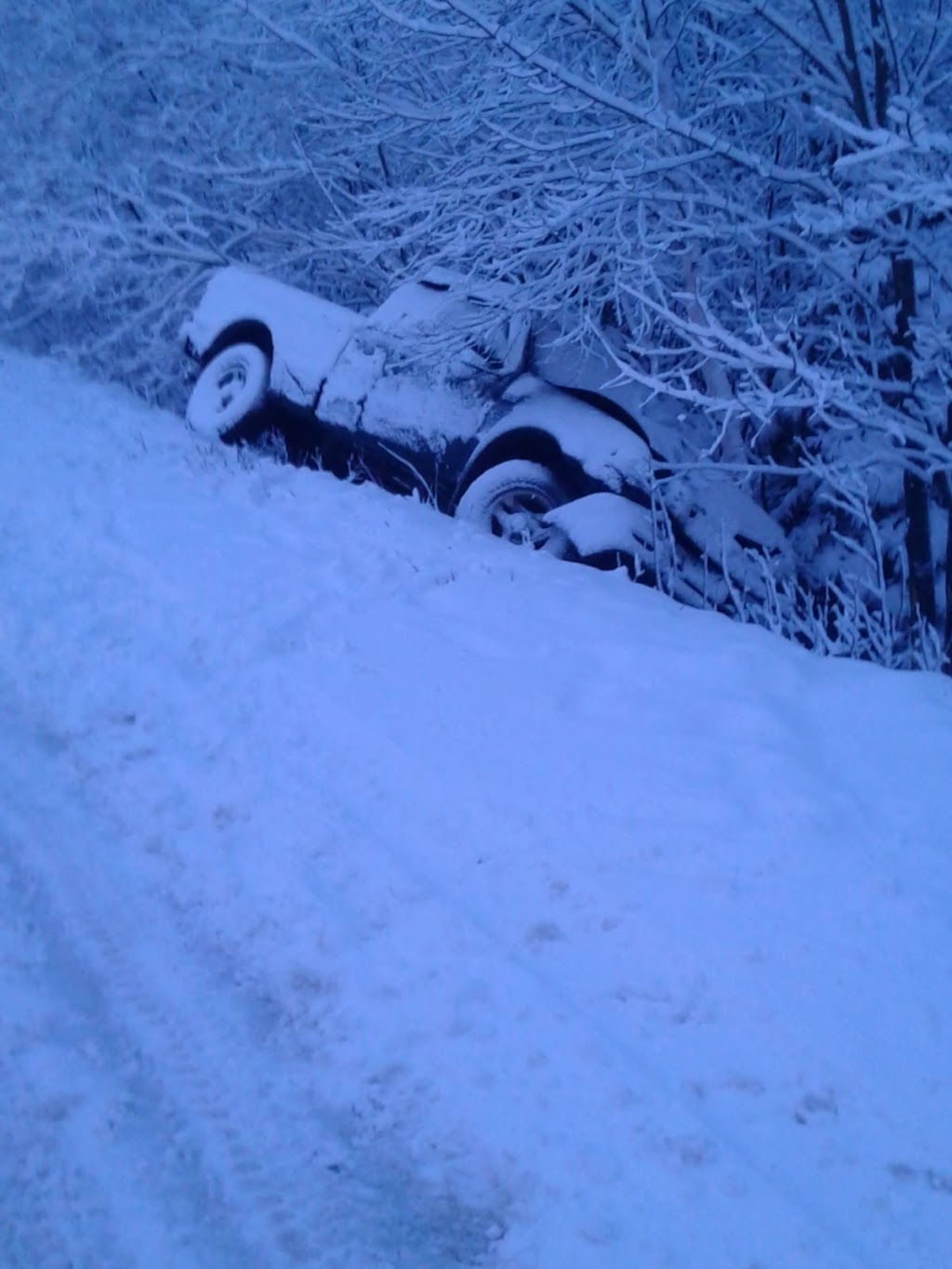 mikes towing and recovery | 970 Mt William Rd, New Glasgow, NS B2H 5C6, Canada | Phone: (902) 396-3554