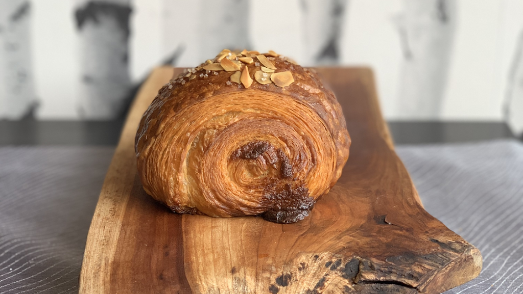 Omg Baked Goodness | 1561 Dundas St W, Toronto, ON M6K 1T9, Canada | Phone: (647) 348-5664