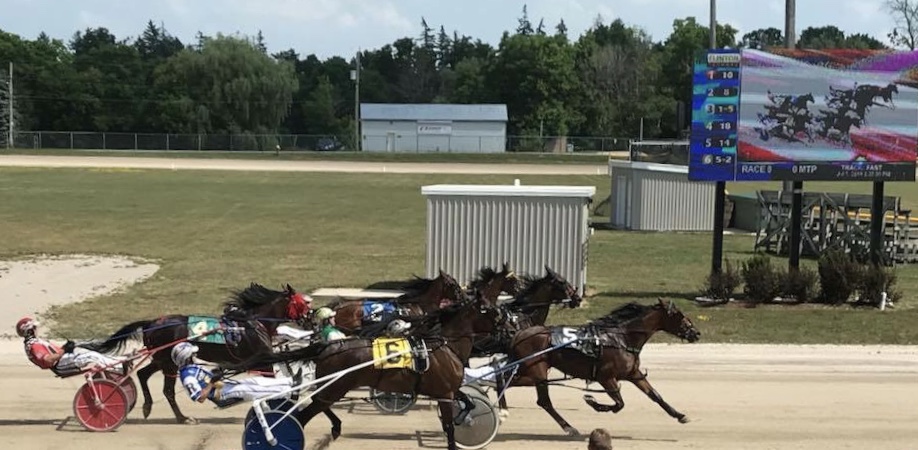 Clinton Raceway | 147 Beech St, Clinton, ON N0M 1L0, Canada | Phone: (519) 482-5270