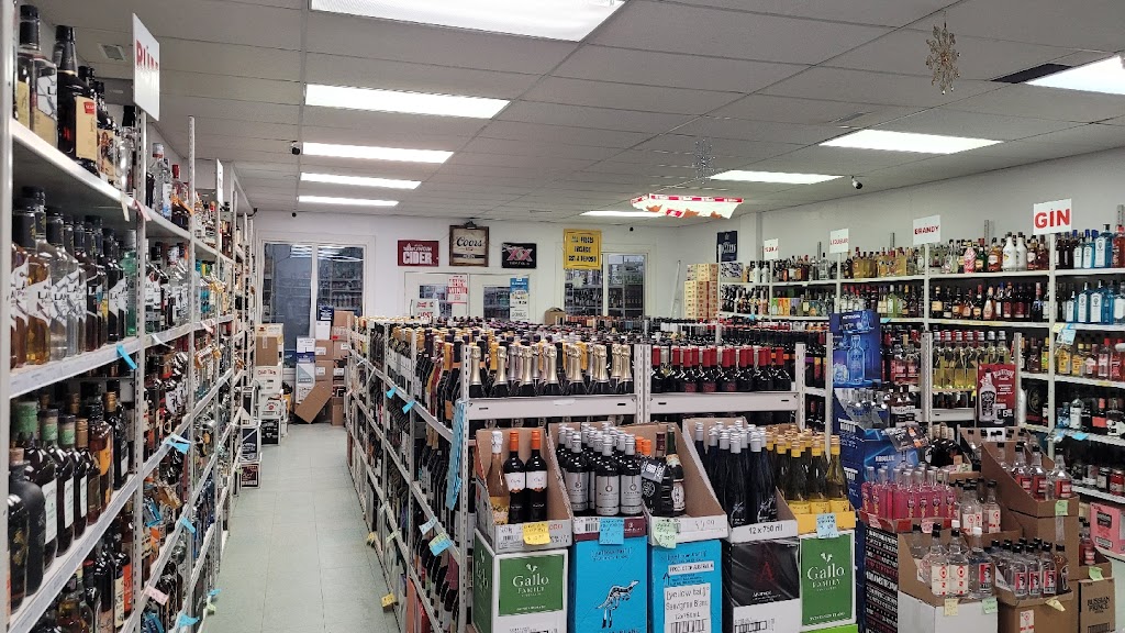 Carstairs Cold beer & Liquor store | 105 10th Ave, Carstairs, AB T0M 0N0, Canada | Phone: (403) 337-3704