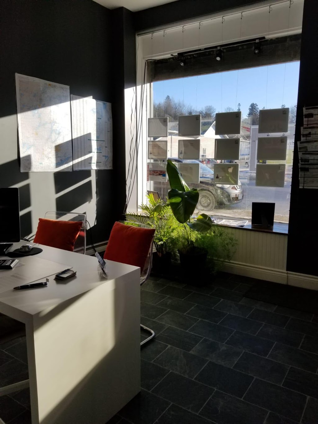 REMAX Fenelon Falls -RE/MAX All-Stars Fenelon Falls Office, Heat | 51 Colborne St, Fenelon Falls, ON K0M 1N0, Canada | Phone: (705) 887-7878