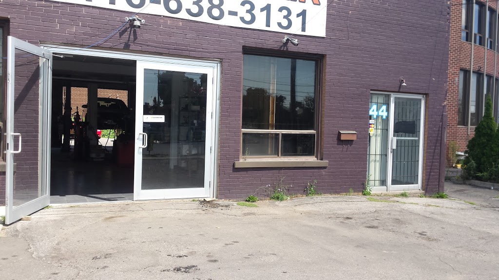 Abs Auto Repair | 44 St Regis Crescent, North York, ON M3J 1Z4, Canada | Phone: (416) 638-3131
